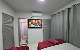 Suíte2 Privativa Climatizada Mobiliada com Garagem e Wi-Fi